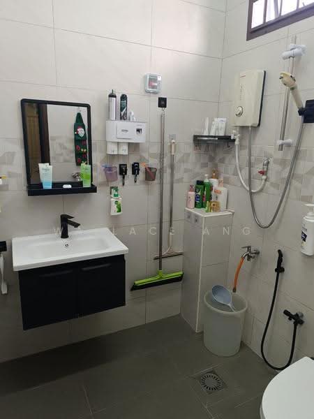 Rumah Teres 2-Tingkat untuk Dijual di Taman Desa Tebrau (Johor Bahru) - Wallace Ang - Bathroom - PropertyGuru.com.my