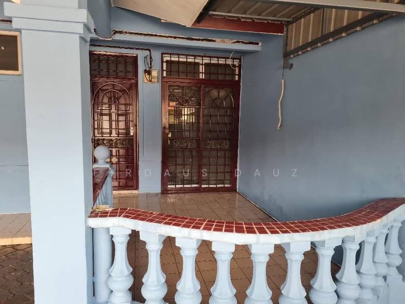 1-storey Terraced House for Sale in Taman Pasir Putih (Pasir Gudang) - Firdaus Dauz - PropertyGuru.com.my