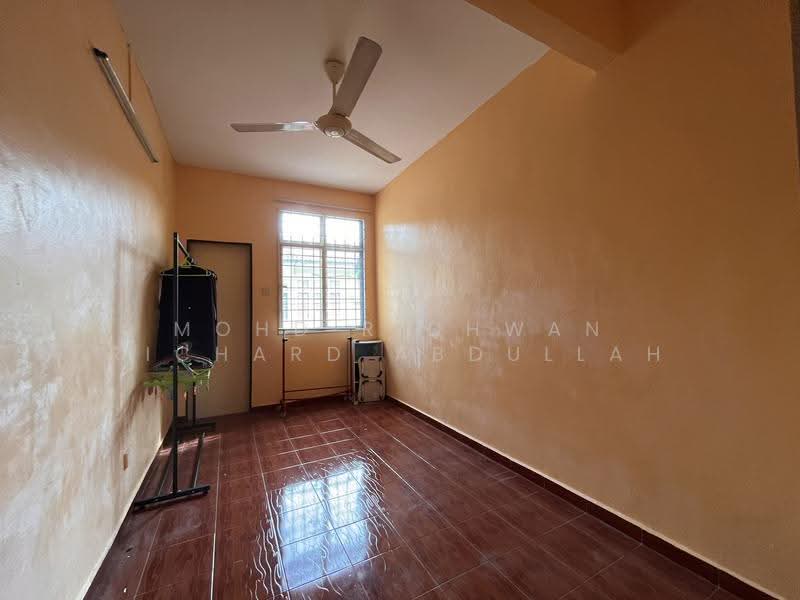 Rumah Teres 2-Tingkat untuk Dijual di Taman Seroja (Sepang) - Mohd Ridhwan Richard Abdullah - Interior - PropertyGuru.com.my