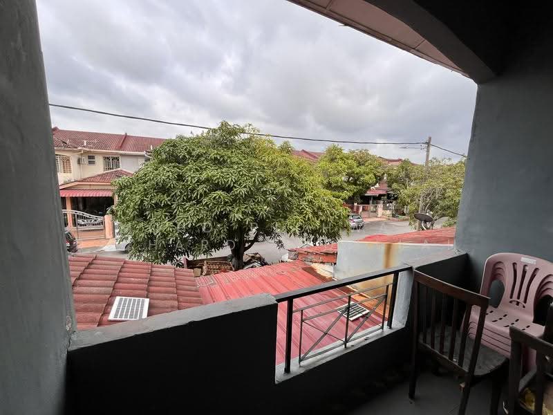 Rumah Teres 2-Tingkat untuk Dijual di Taman Seroja (Sepang) - Mohd Ridhwan Richard Abdullah - Balcony - PropertyGuru.com.my