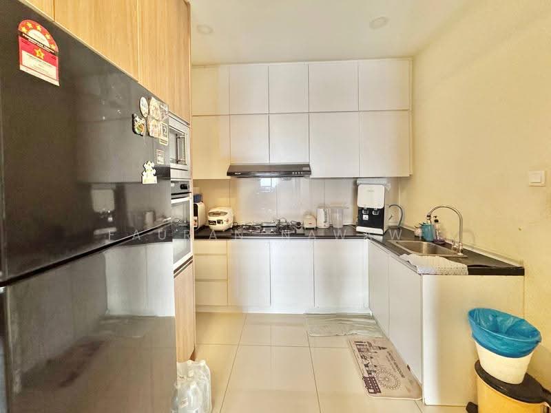 Kondominium untuk Dijual di Residensi Rampai (The Parc Tower) - Fauran Nawawi - Kitchen - PropertyGuru.com.my