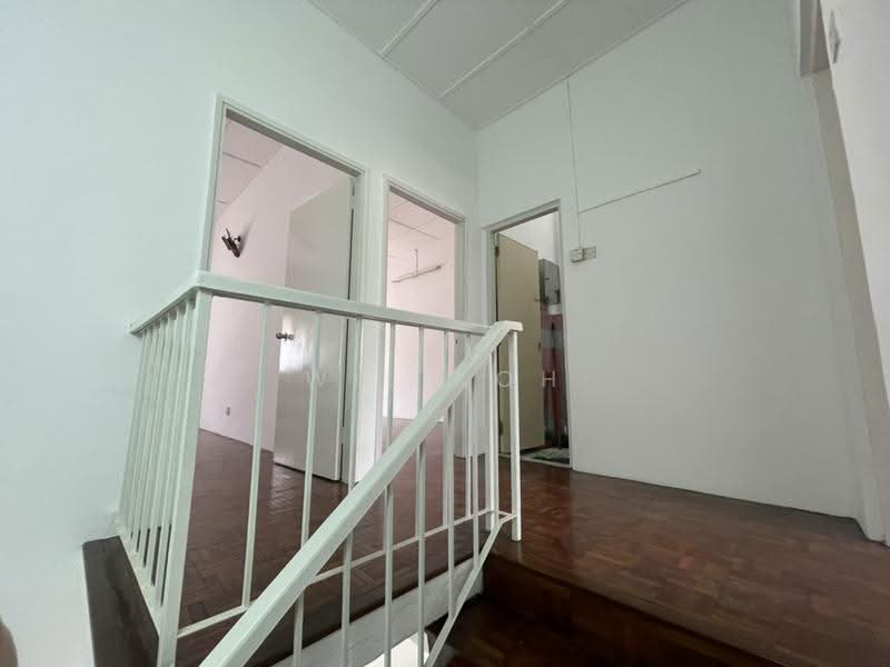 Rumah Teres 2-Tingkat untuk Disewa di Serdang Raya (Seri Kembangan) - Wil Koh - Interior - PropertyGuru.com.my