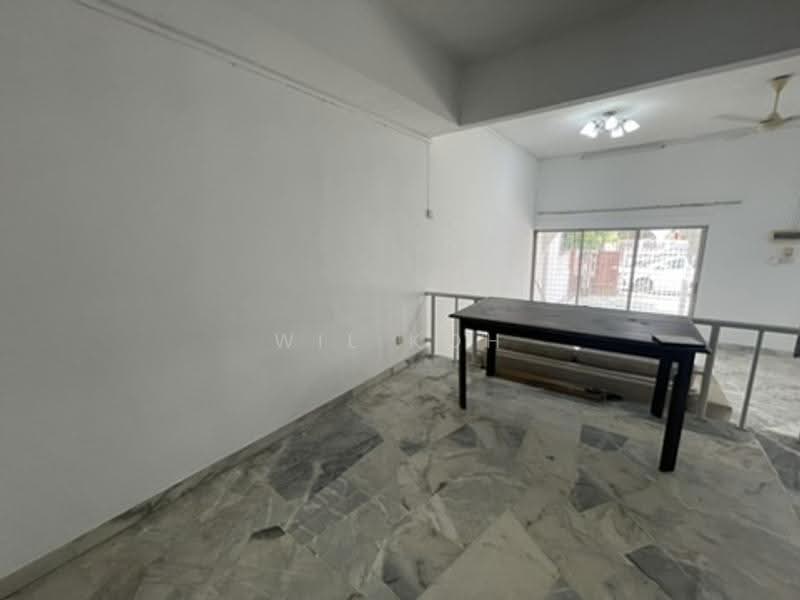 Rumah Teres 2-Tingkat untuk Disewa di Serdang Raya (Seri Kembangan) - Wil Koh - Interior - PropertyGuru.com.my