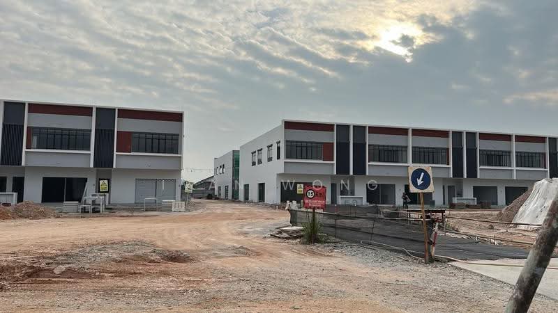 Shop for Sale in 40160 (Shah Alam) - Ivan Wong - PropertyGuru.com.my