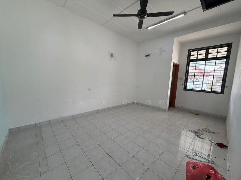 Rumah Teres 1-Tingkat untuk Dijual di Taman Pelangi Indah (Ulu Tiram) - Zack Chow - Interior - PropertyGuru.com.my