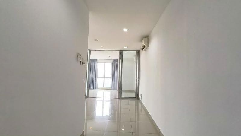 Service Residence for Rent at 3 Elements - YS Lock - Corridor - PropertyGuru.com.my