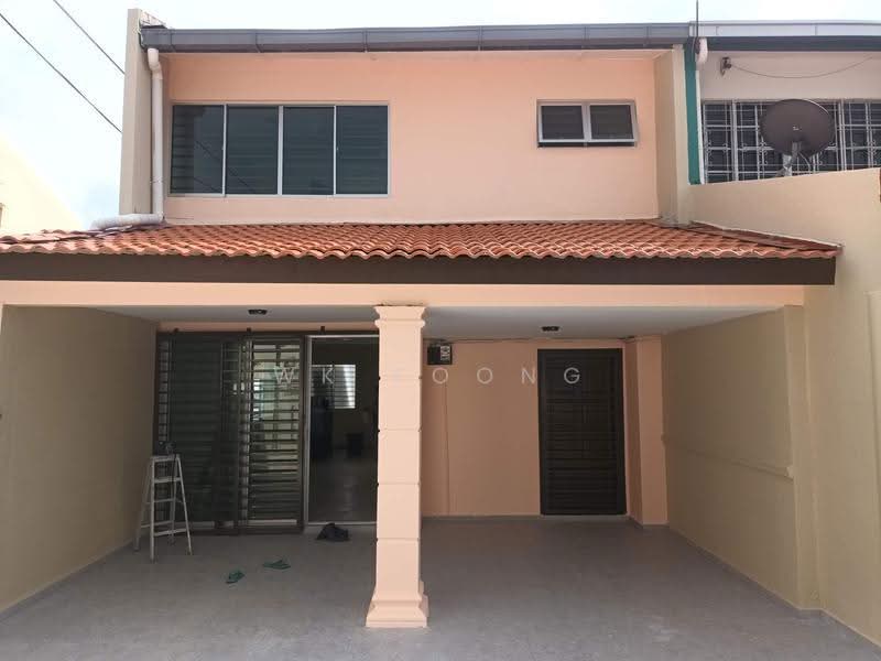 Rumah Teres 2-Tingkat untuk Disewa di Serdang Raya (Seri Kembangan) - WK Foong - Exterior - PropertyGuru.com.my