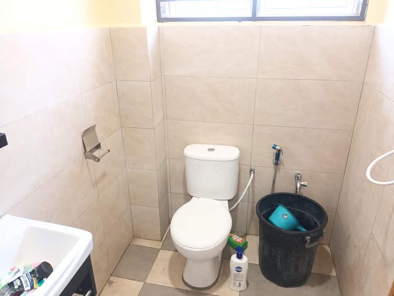Rumah Teres 2-Tingkat untuk Disewa di Serdang Raya (Seri Kembangan) - WK Foong - Bathroom - PropertyGuru.com.my