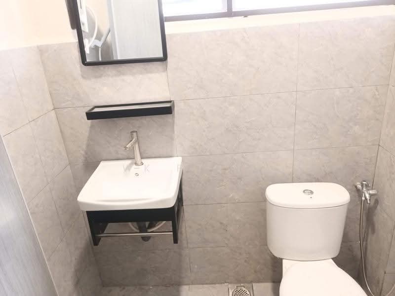 Rumah Teres 2-Tingkat untuk Disewa di Serdang Raya (Seri Kembangan) - WK Foong - Bathroom - PropertyGuru.com.my