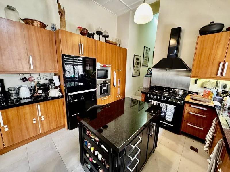 Bungalow House untuk Dijual di Ampang (Selangor) - Akmal Zakaria - PropertyGuru.com.my