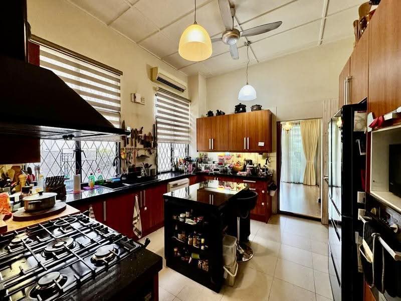 Bungalow House untuk Dijual di Ampang (Selangor) - Akmal Zakaria - PropertyGuru.com.my