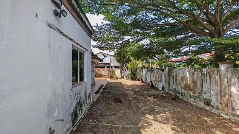 Rumah Teres 2-Tingkat untuk Dijual di Bandar Saujana Putra (Tanjong Duabelas) - Akmal Zakaria - PropertyGuru.com.my