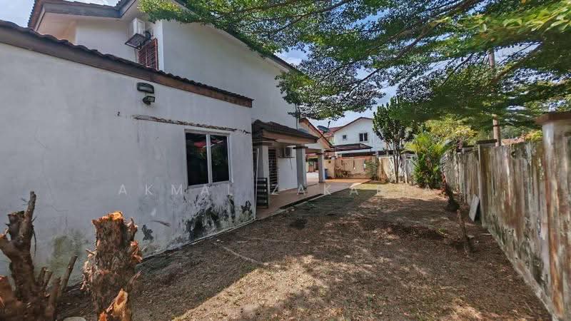 Rumah Teres 2-Tingkat untuk Dijual di Bandar Saujana Putra (Tanjong Duabelas) - Akmal Zakaria - PropertyGuru.com.my