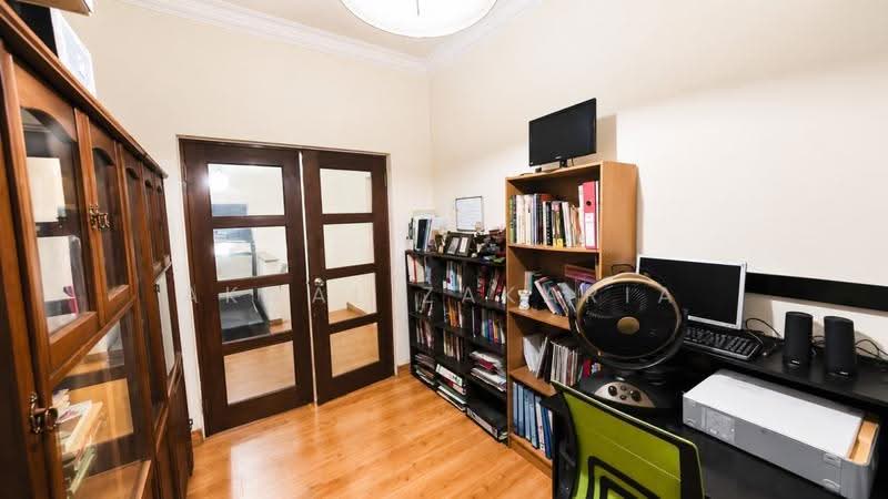 Semi-Detached House for Sale in Bandar Baru Bangi (Selangor) - Akmal Zakaria - PropertyGuru.com.my