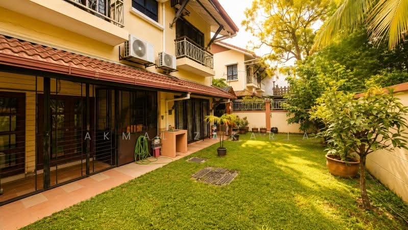 Semi-Detached House for Sale in Bandar Baru Bangi (Selangor) - Akmal Zakaria - PropertyGuru.com.my