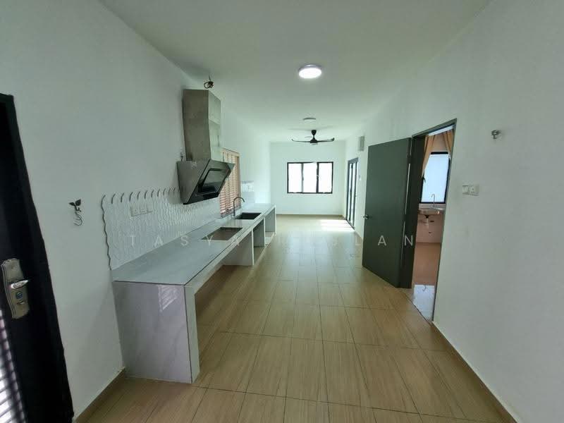 2-storey Terraced House for Sale in Taman semarang indah (Dengkil) - Tasya Ruslan - PropertyGuru.com.my