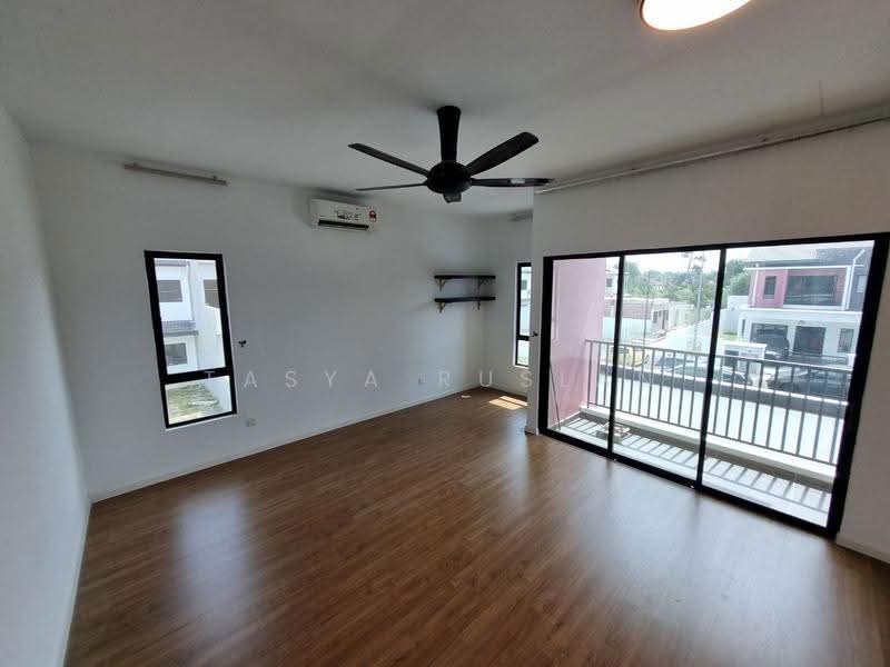 2-storey Terraced House for Sale in Taman semarang indah (Dengkil) - Tasya Ruslan - PropertyGuru.com.my