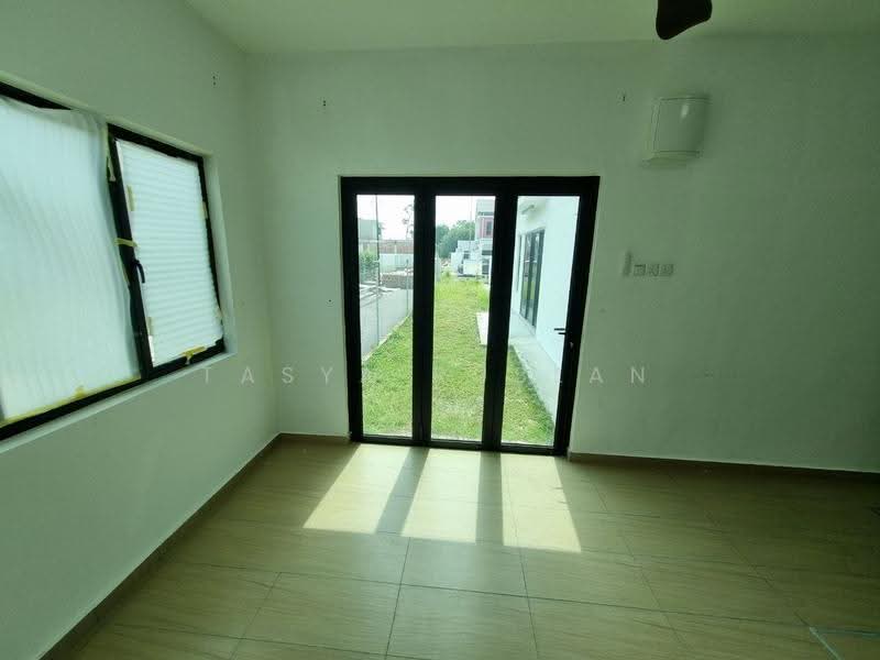 2-storey Terraced House for Sale in Taman semarang indah (Dengkil) - Tasya Ruslan - PropertyGuru.com.my