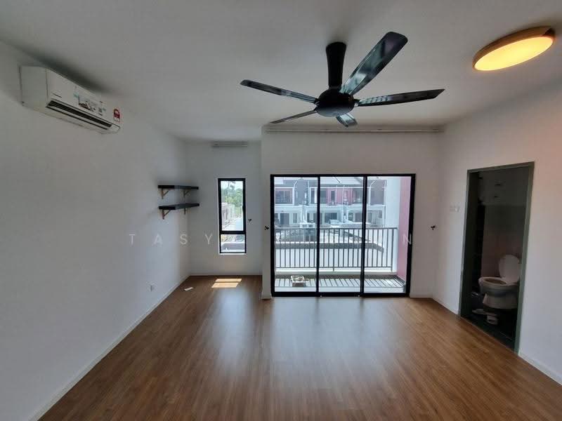 2-storey Terraced House for Sale in Taman semarang indah (Dengkil) - Tasya Ruslan - PropertyGuru.com.my