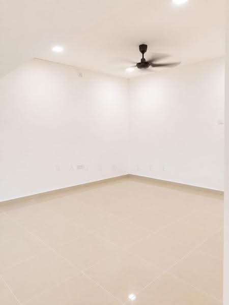 2-storey Terraced House for Sale in Taman Scientex Senai (Senai) - Sausa Lee - Interior - PropertyGuru.com.my