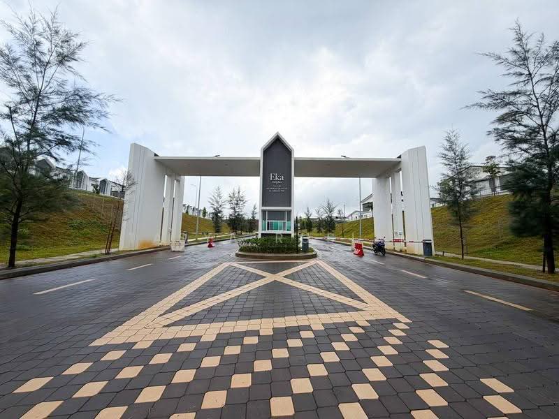 Rumah Teres 2-Tingkat untuk Dijual di Eka Heights (Bandar Sri Sendayan) - Tasya Ruslan - PropertyGuru.com.my
