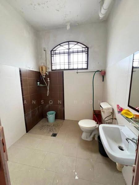 Rumah Teres 2.5-Tingkat untuk Dijual di Taman Pulai Utama (Skudai) - Anson Hiong - Bathroom - PropertyGuru.com.my