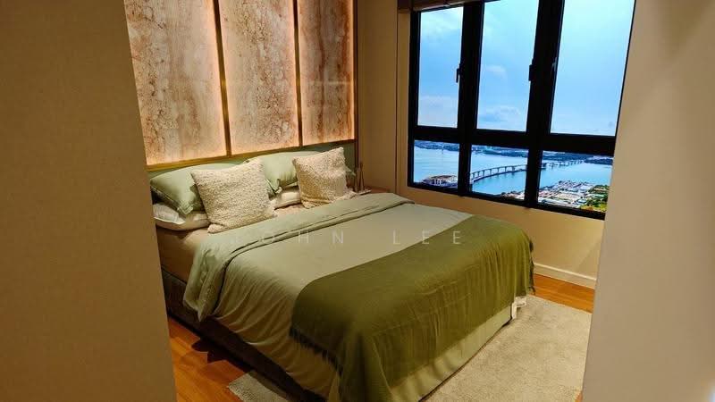 Kediaman Servis untuk Dijual di Causewayz Square @ JBCC - John Lee - Bedroom - PropertyGuru.com.my