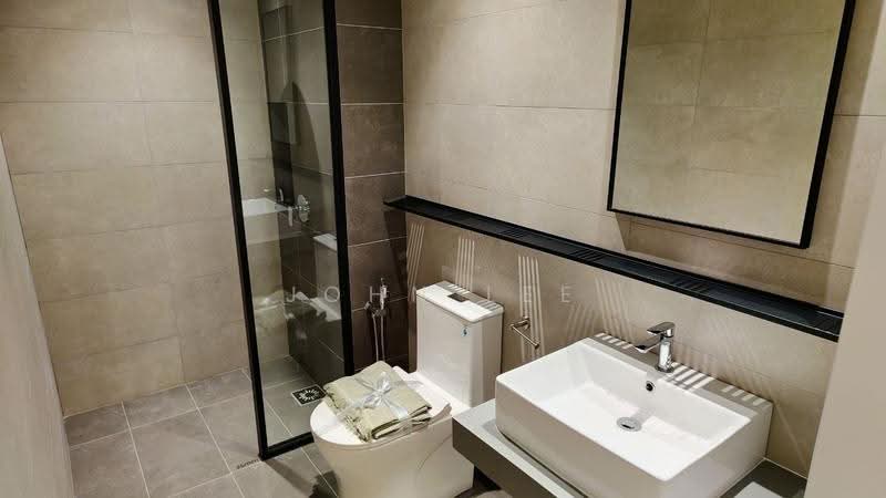 Kediaman Servis untuk Dijual di Causewayz Square @ JBCC - John Lee - Bathroom - PropertyGuru.com.my