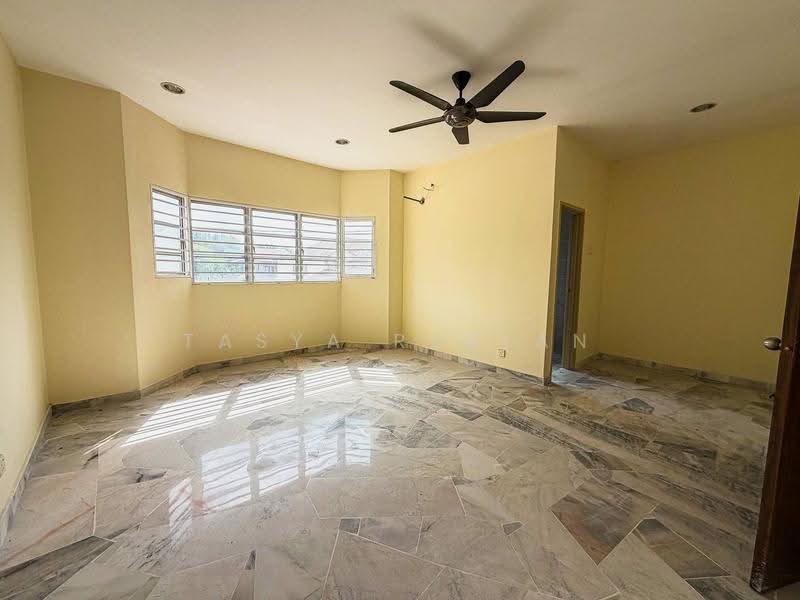 Rumah Teres 2-Tingkat untuk Dijual di Semenyih (Selangor) - Tasya Ruslan - PropertyGuru.com.my
