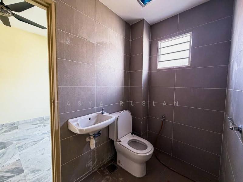 Rumah Teres 2-Tingkat untuk Dijual di Semenyih (Selangor) - Tasya Ruslan - PropertyGuru.com.my