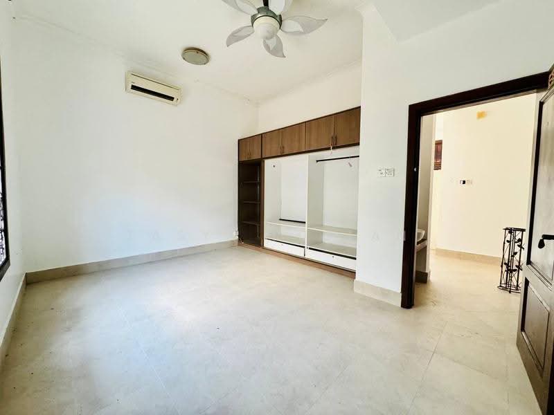 Bungalow House for Sale in Subang Alam (Shah Alam) - Tasya Ruslan - PropertyGuru.com.my