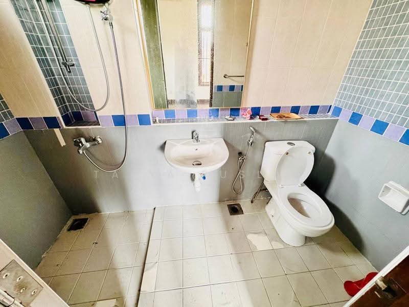 Bungalow House for Sale in Subang Alam (Shah Alam) - Tasya Ruslan - PropertyGuru.com.my