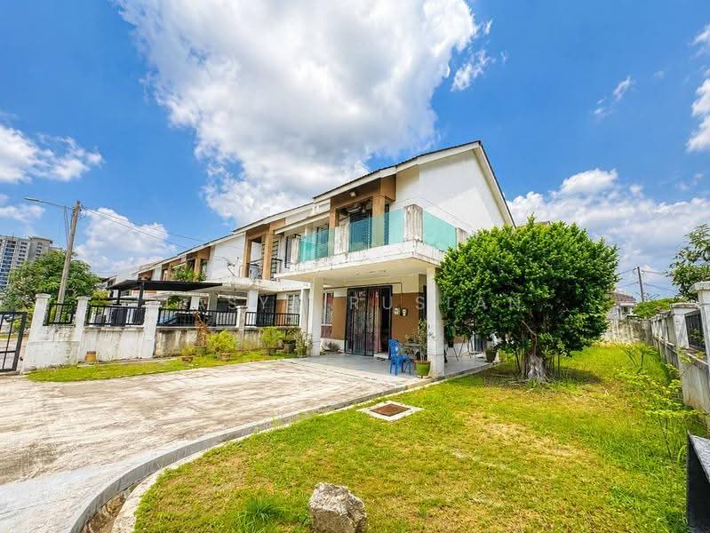 Rumah Berkembar untuk Dijual di Puncak Alam (Selangor) - Tasya Ruslan - PropertyGuru.com.my