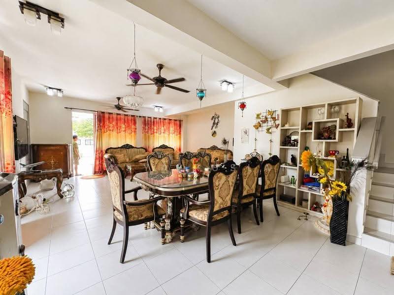 Rumah Berkembar untuk Dijual di Puncak Alam (Selangor) - Tasya Ruslan - PropertyGuru.com.my