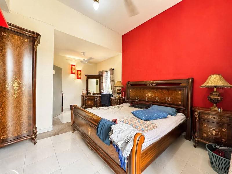 Rumah Berkembar untuk Dijual di Puncak Alam (Selangor) - Tasya Ruslan - PropertyGuru.com.my