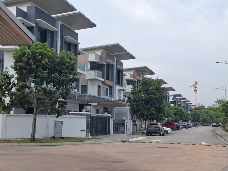 Rumah Teres 3-Tingkat untuk Dijual di USJ One Park (Subang Jaya) - FC Wong - USJ One Park 3 Story Houses - PropertyGuru.com.my