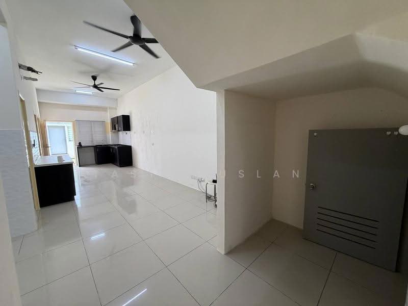 Rumah Bandar untuk Dijual di Kuala Selangor (Selangor) - Tasya Ruslan - PropertyGuru.com.my
