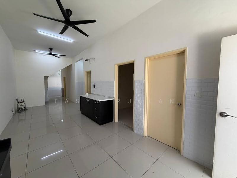 Rumah Bandar untuk Dijual di Kuala Selangor (Selangor) - Tasya Ruslan - PropertyGuru.com.my