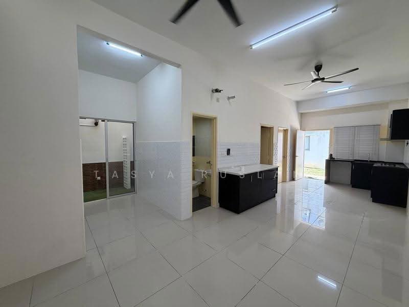 Rumah Bandar untuk Dijual di Kuala Selangor (Selangor) - Tasya Ruslan - PropertyGuru.com.my