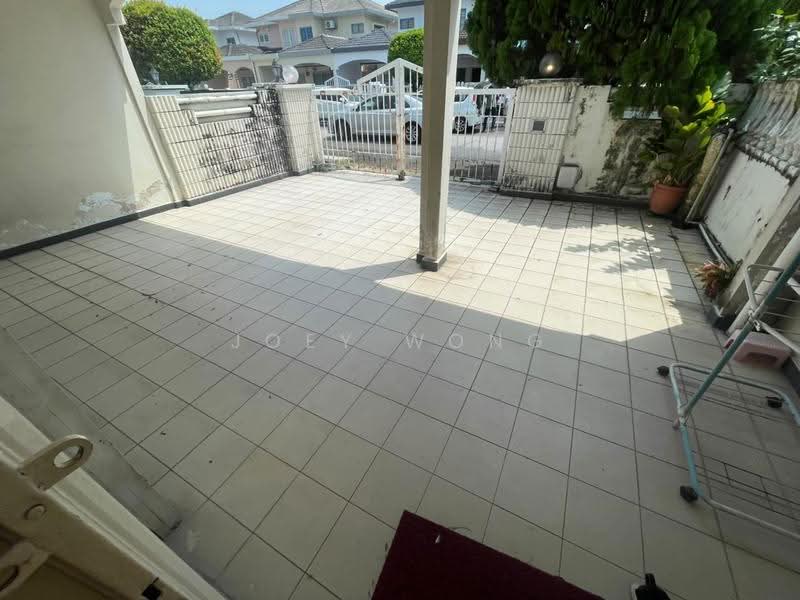 1.5-storey Terraced House for Rent in Usj 12 (Subang Jaya) - Joey Wong - Exterior - PropertyGuru.com.my