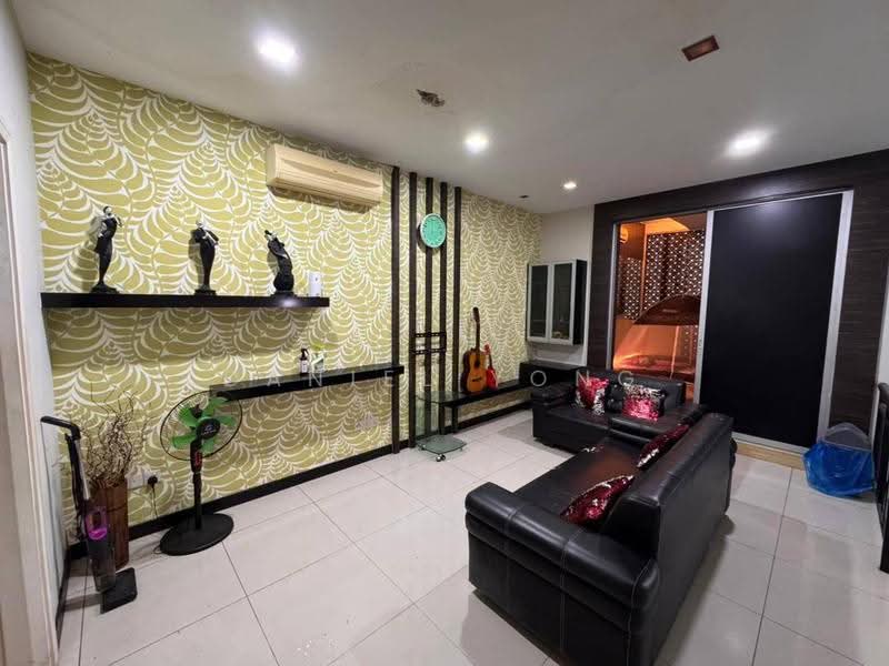 Semi-Detached House for Sale in Taman Pulai Bayu (Skudai) - Daniel Yong - Living Room - PropertyGuru.com.my