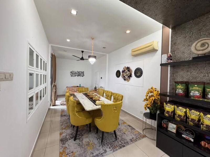 Semi-Detached House for Sale in Taman Pulai Bayu (Skudai) - Daniel Yong - Dining Room - PropertyGuru.com.my