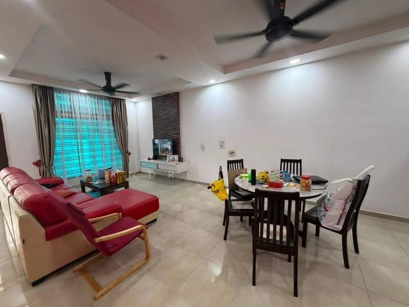 2-storey Terraced House for Sale in Taman Nusa Sentral (Iskandar Puteri (Nusajaya)) - Andrew Teo - Living Room - PropertyGuru.com.my