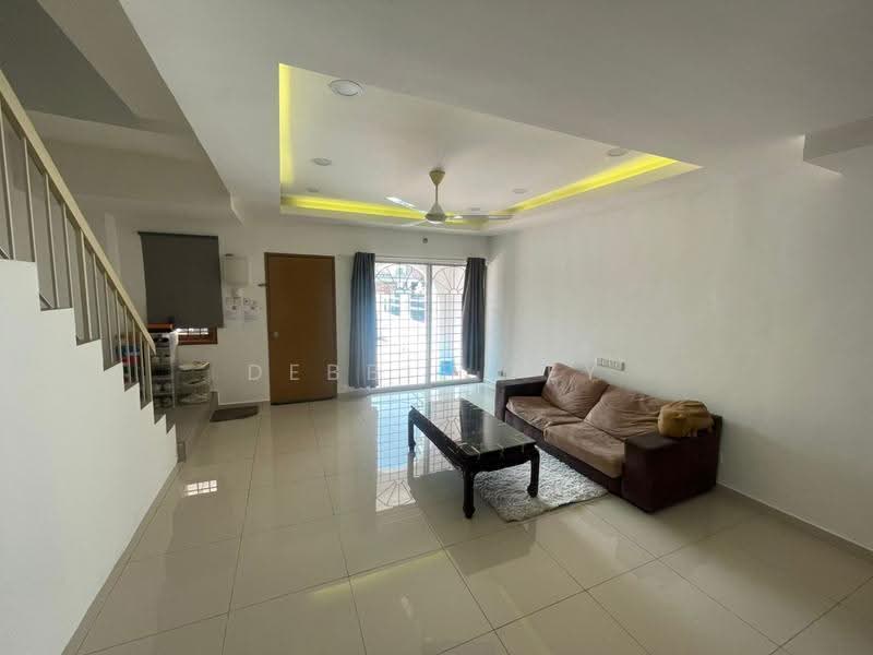 2-storey Terraced House for Sale in Pusat Bandar Puchong (Puchong) - Debbie Tey - Living Room - PropertyGuru.com.my