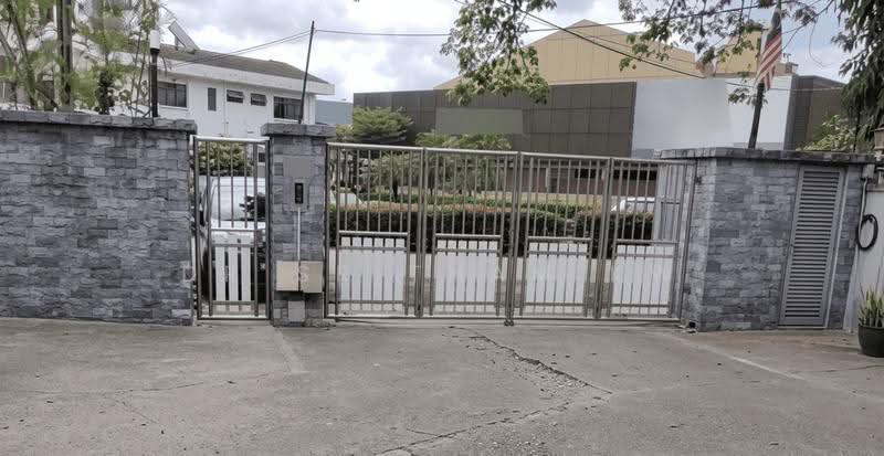 Bungalow House untuk Dijual di Taman Ampang Utama (Ampang) - Dr Sr Tham KW - Exterior - PropertyGuru.com.my