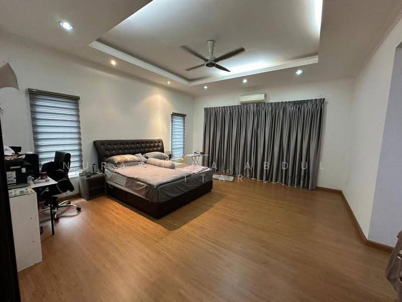 Zero-Lot Bungalow for Sale in Ramal Villa (Kajang) - Nurasmida Abdul Sattar - Bedroom - PropertyGuru.com.my