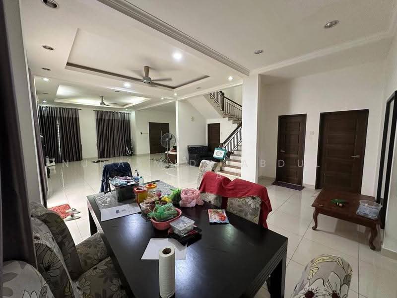 Zero-Lot Bungalow for Sale in Ramal Villa (Kajang) - Nurasmida Abdul Sattar - Living Room - PropertyGuru.com.my
