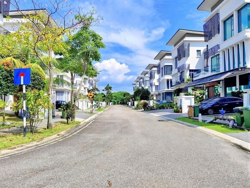 Bungalow House untuk Dijual di Kota Kemuning (Shah Alam) - Leslie Low - Exterior - PropertyGuru.com.my