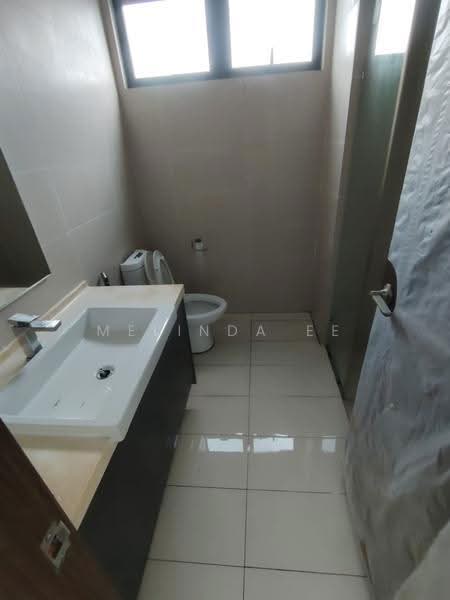 Service Residence for Sale at Green Haven - Melinda Ee - Bathroom - PropertyGuru.com.my