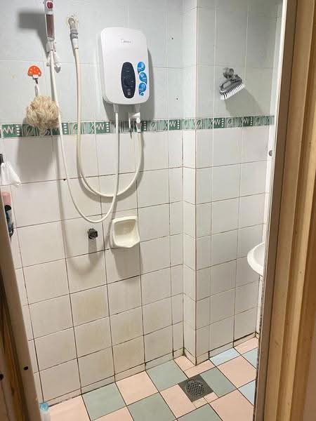 Apartment for Sale at Desa Dua - Ben Ng - Bathroom - PropertyGuru.com.my